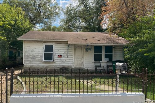 410 Ceralvo St, San Antonio, TX, 78207-7732 | Card Image