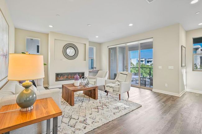 Family Room | Image 10