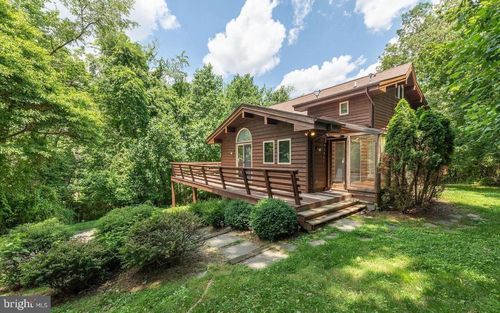 5945 Bartonsville Rd, FREDERICK, MD, 21704-6806 | Card Image