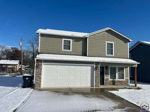 2902 N Kansas Ave, Topeka, KS, 66617-1422 | Card Image