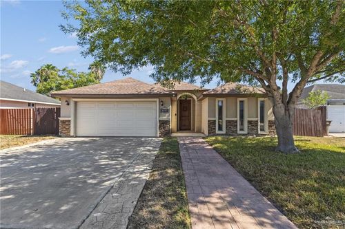 1723 Wilcox Dr, Edinburg, TX, 78542-5799 | Card Image
