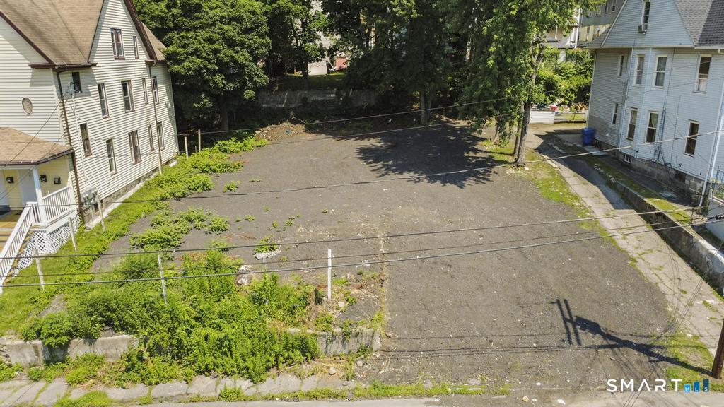 Land in Waterbury 5