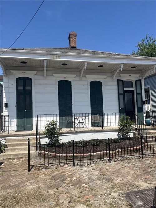 421 2nd St, New Orleans, LA, 70130-2014 | Card Image