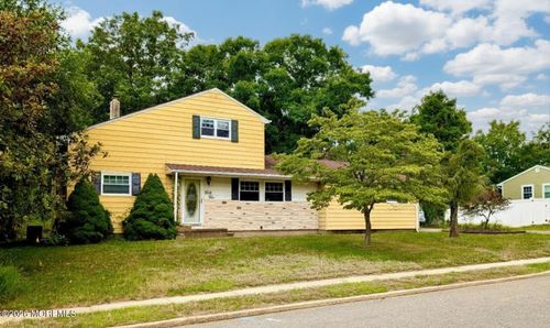 55 Western Drive, Howell, NJ, 07731 | Card Image