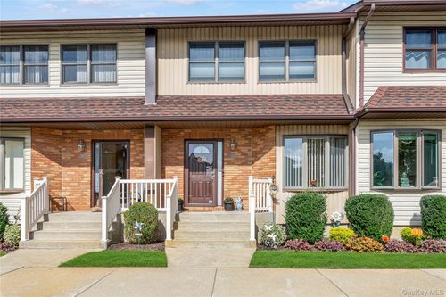 2189 Jerusalem Ave, Merrick, NY, 11566-1810 | Card Image