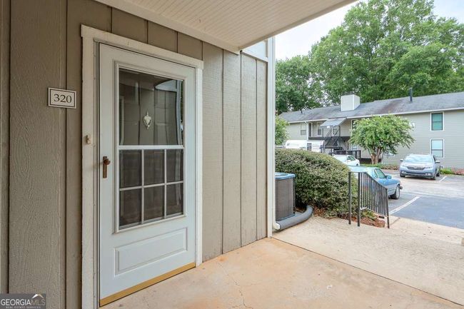 320 Park Ridge Cir, Condo with 1 bedrooms, 1 bathrooms and null parking in Marietta GA | Image 4