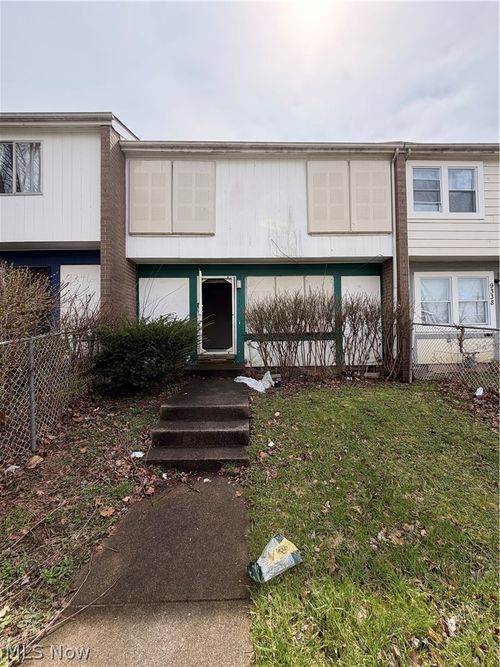 9350 Mount Auburn Ave, Cleveland, OH, 44104-4750 | Card Image