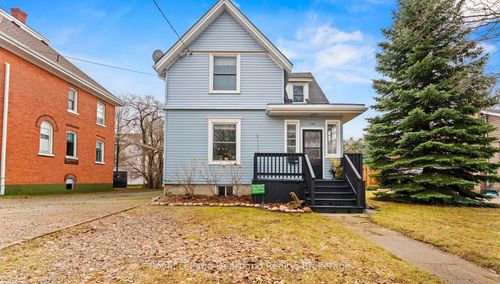 122 Nelson St E, Goderich, ON, N7A1R9 | Card Image