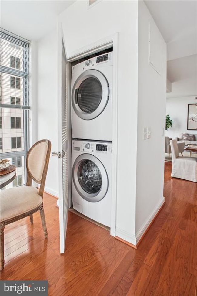 UNIT-805 - 11990 Market St, Condo with 3 bedrooms, 2 bathrooms and null parking in RESTON VA | Image 31