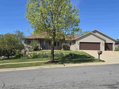 100 E Gonstead Road, Mount Horeb, WI, 53572 | Card Image