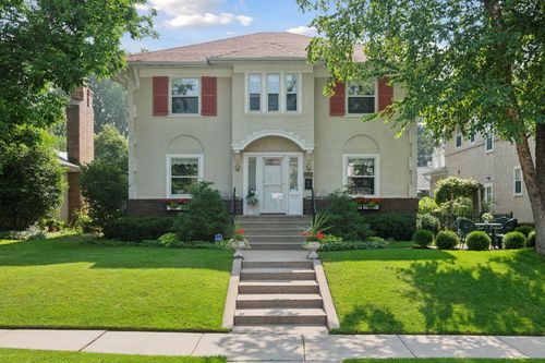 2215 Penn Ave S, Minneapolis, MN, 55405-2460 | Card Image