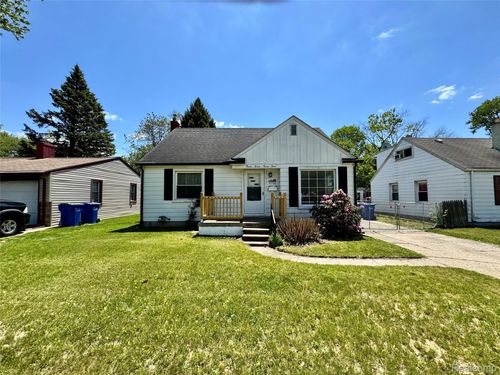 3734 Capitol Ave, Warren, MI, 48091-1937 | Card Image