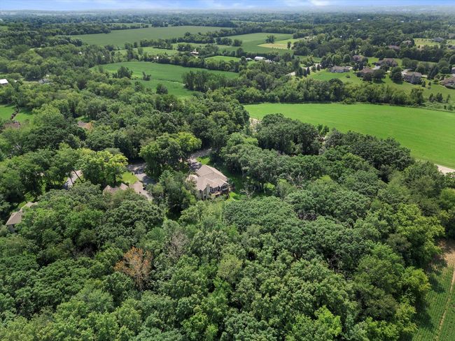 10605 Red Hawk Ln, House other with 5 bedrooms, 4 bathrooms and 3 parking in Spring Grove IL | Image 56