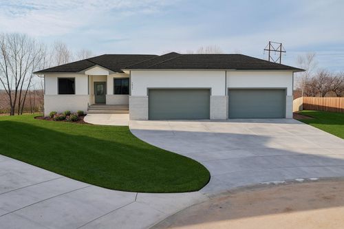 5927 N Saint Paul Ct, Wichita, KS, 67204-5397 | Card Image