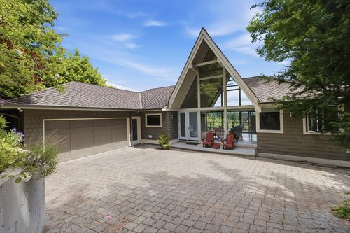 820 Younette Dr, West Vancouver, BC, V7T1S9 | Card Image