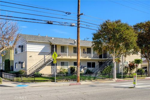 198 W Elmwood Ave, Burbank, CA, 91502-2229 | Card Image