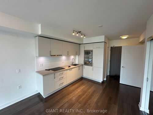 310-576 Front St W, Toronto, ON, M5V0P8 | Card Image