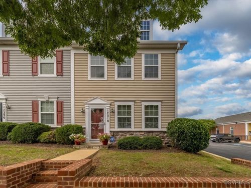 17318 Library Blvd, Ruther Glen, VA, 22546-5813 | Card Image