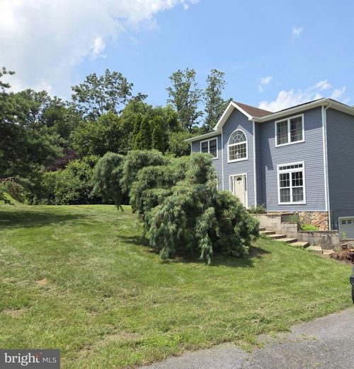 5021 Brook Ln, MOHNTON, PA, 19540-7841 | Card Image