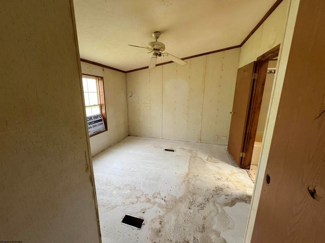 209 Thomas Ave, House other with 3 bedrooms, 2 bathrooms and null parking in Nutter Fort WV | Image 11