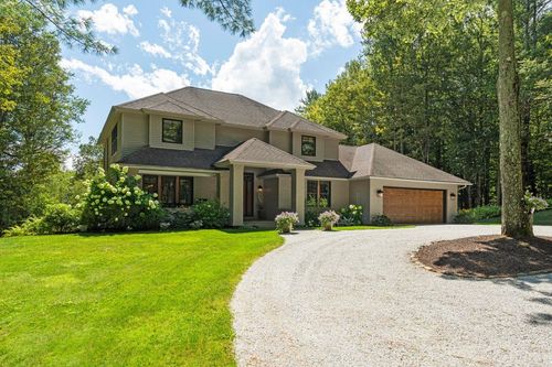 21 Pinnacle Pt, Waterbury, VT, 05676-9139 | Card Image