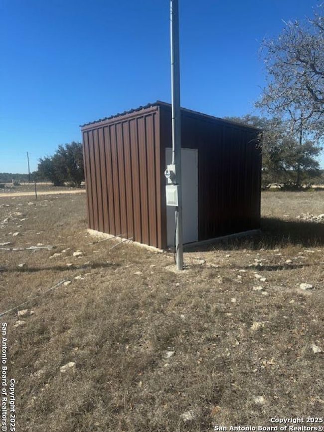 527 Sd 74100, Home with 3 bedrooms, 3 bathrooms and null parking in Rocksprings TX | Image 48