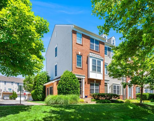 25165 Femoyer Ter, CHANTILLY, VA, 20152-6725 | Card Image