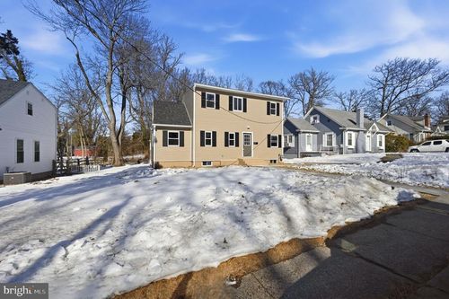 5 Hillcrest Ave, WILMINGTON, DE, 19809-3117 | Card Image