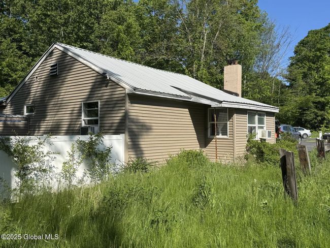 351 Gansevoort Rd, House other with 3 bedrooms, 2 bathrooms and 2 parking in Fort Edward NY | Image 7