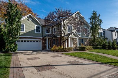 Brick detailing around the driveway | Image 2