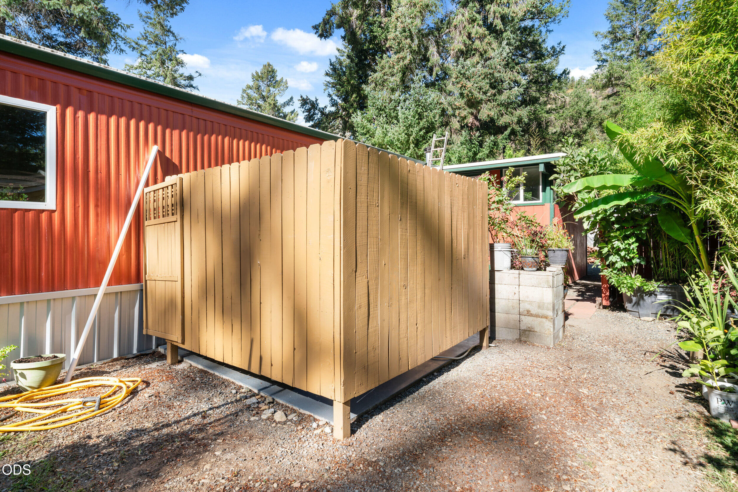 Manufactured In Park in Applegate 3