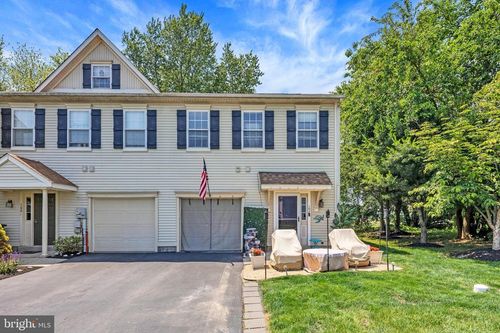 102 Red Oak Ct, HONEY BROOK, PA, 19344-1272 | Card Image
