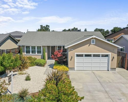 1311 Miller Dr, Santa Rosa, CA, 95403-1622 | Card Image