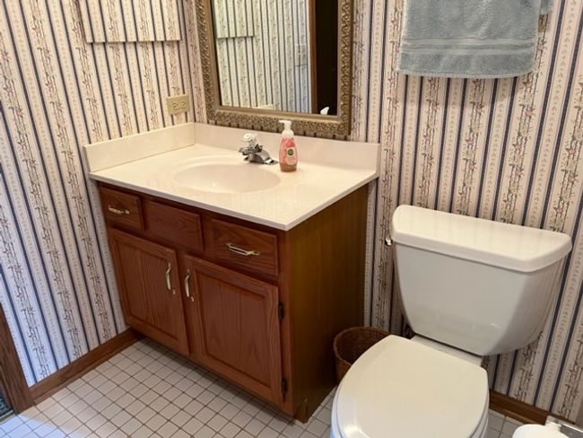 14820 Pine Tree Rd, Home with 3 bedrooms, 3 bathrooms and null parking in Orland Park IL | Image 13