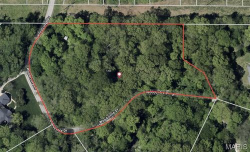 1300 Woodcliffe Dr, Alton, IL, 62002 | Card Image