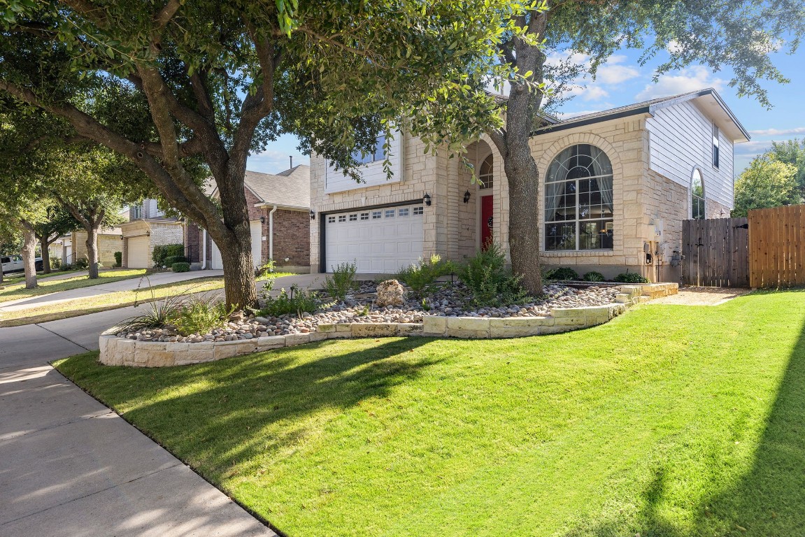 Springs Edge Dr, Austin, TX 78717