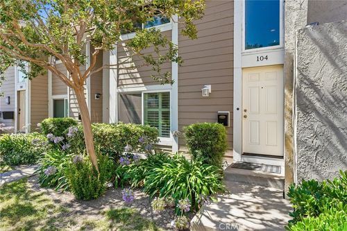 104 Oval Rd, Irvine, CA, 92604-2462 | Card Image
