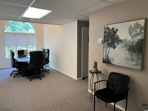 1425 Pompton Ave, Cedar Grove, NJ, 07009-1043 | Card Image