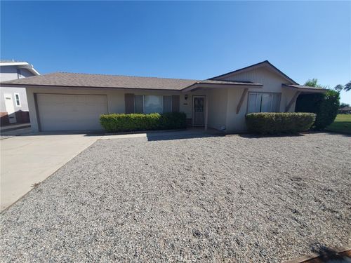 1261 W Mayberry Ave, Hemet, CA, 92543-5776 | Card Image
