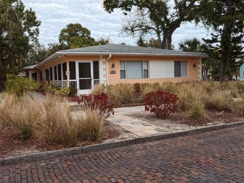 247 6th Avenue N, St Petersburg, FL, 33701 | Card Image