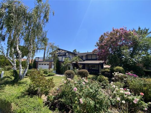 2072 Maverick Cir, La Verne, CA, 91750 | Card Image