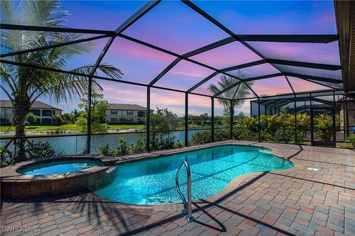 28107 Foxrock Ct, BONITA SPRINGS, FL, 34135-9185 | Card Image