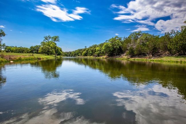 170 Goose Landing Way, Home with 5 bedrooms, 6 bathrooms and 3 parking in Harper TX | Image 41