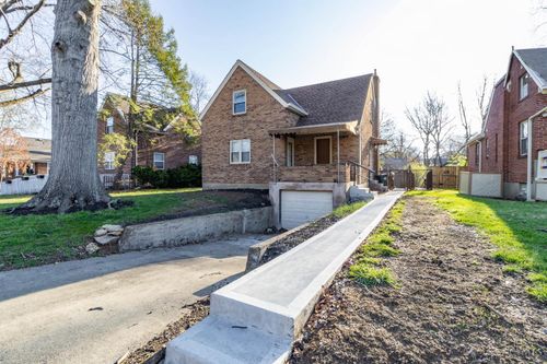 6330 Elbrook Ave, Cincinnati, OH, 45237-4816 | Card Image