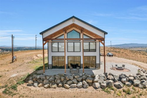 3025 Doe Run Dr, Craig, CO, 81625 | Card Image