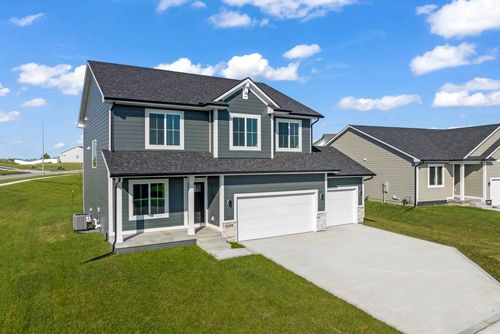 6720 Bright St, Johnston, IA, 50131-2604 | Card Image