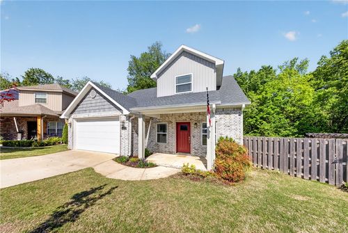 364 W Kinniburgh Dr, Farmington, AR, 72730-3089 | Card Image