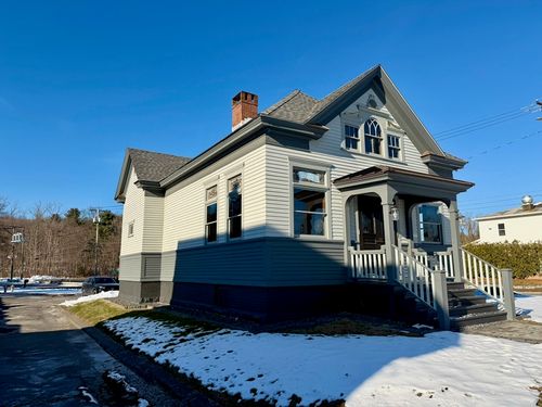 475 College Hwy, Southwick, MA, 01077-9706 | Card Image