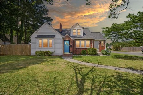 200 Burleigh Ave, Norfolk, VA, 23505-3413 | Card Image