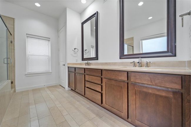 2202 Lakeshore Edge Dr, House other with 3 bedrooms, 5 bathrooms and 2 parking in Houston TX | Image 30